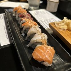 Kaito Sushi - Rainbow Roll