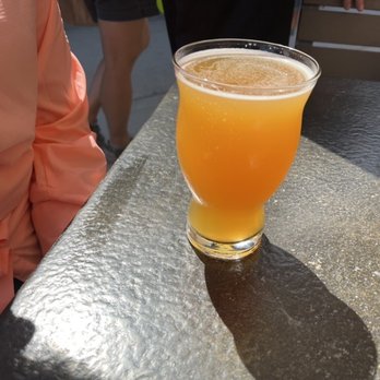 Yard House - Blue Moon 5.4% White Ale, Golden, CO - Bars Near Me - Glenview, Illinois Yard House - Blue Moon 5.4% White Ale, Golden, CO - Bars Near Me - Glenview, Illinois