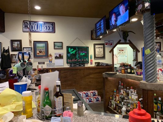 Bruno's Country Club by null