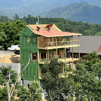 Bear Camp Cabin Rentals - Vacation Rentals Near Me - Pigeon Forge, Tennessee