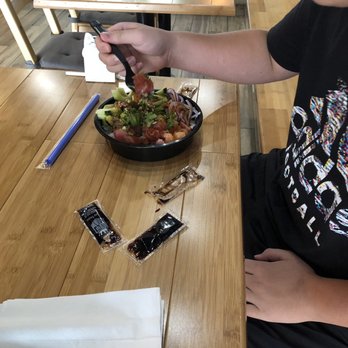Poke World - Ahi tuna and salmon poke bowl - Bubble Tea Near Me - Cordova, Tennessee