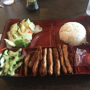 Bento Box - Skimpy on the food, sesame chicken is over done - Japanese Near Me - Sacramento, California Bento Box - Skimpy on the food, sesame chicken is over done - Japanese Near Me - Sacramento, California