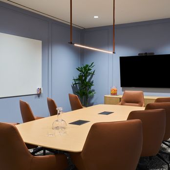 Carr Workplaces Clarendon - Shared Office Spaces Near Me - Arlington, Virginia