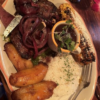 Habana - Cuban Near Me - Costa Mesa, California