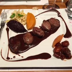Le Dix Vins - Noisettes de chevreuil sauce cacao!
