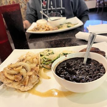 Jessica's Bistro - Rosas mojo chicken - New American Near Me - Lake City, Florida