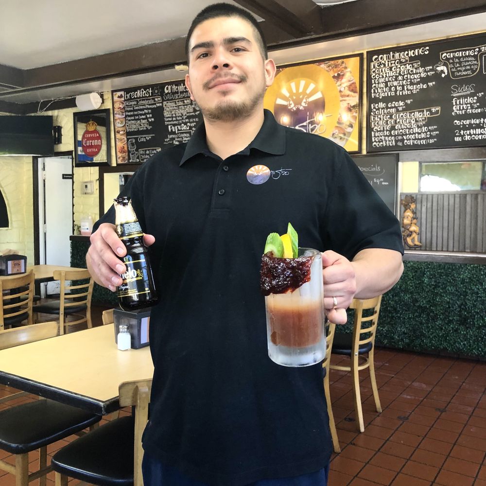 Mestizo Restaurant - Alex. - Mexican Near Me - Mission Hills, California