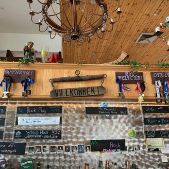 Hansa Brewery - Tap list and decor - Breweries Near Me - Cleveland, Ohio