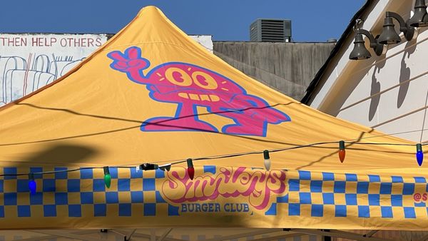 Smiley's Burger Club by null