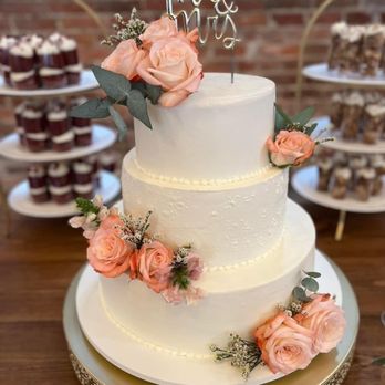 Emma's Delights NC - 3 tier wedding cake - Bakeries Near Me - Wilmington, North Carolina Emma's Delights NC - 3 tier wedding cake - Bakeries Near Me - Wilmington, North Carolina