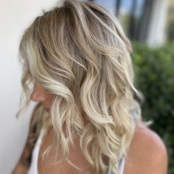 Head Bangers Salon 