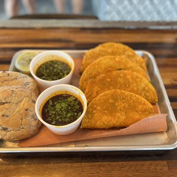 Caldwell County Mexi-Q - The brisket tacos and cookies - Barbeque Near Me - Gilbert, Arizona Caldwell County Mexi-Q - The brisket tacos and cookies - Barbeque Near Me - Gilbert, Arizona