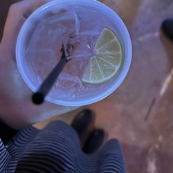 Two Buck Saloon - Seltzer- level up