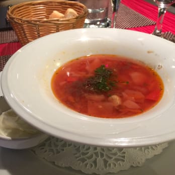 Vatrouchka - Borscht - come with creme fraiche - Russian Near Me - Paris, 75