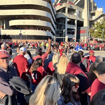 Williams-Brice Stadium - Prepping for the team and coach to walk up and head into the stadium - Stadiums & Arenas Near Me - Columbia, South Carolina