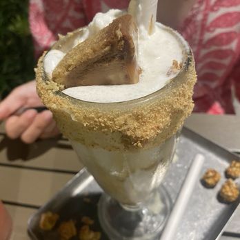 Lake Park Diner - Cheesecake shake - New American Near Me - Naples, Florida Lake Park Diner - Cheesecake shake - New American Near Me - Naples, Florida