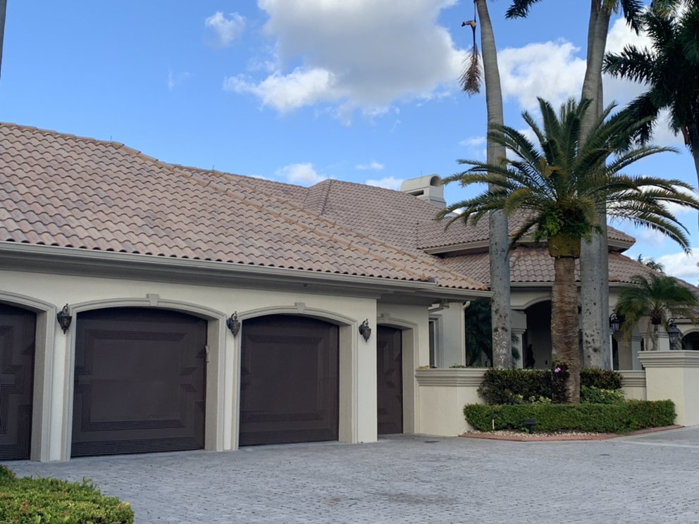 Slide of Ryan Goetzke's Pressure Cleaning