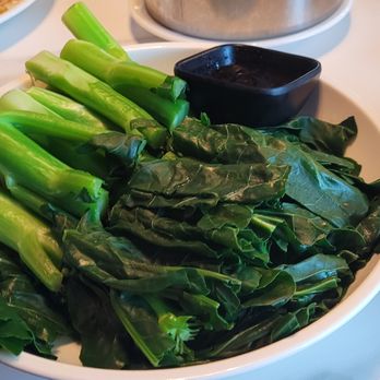Lunasia Signature - Oyster Sauce Chiense Broccoli (aka Gai Lan (芥蘭)) - Dim Sum Near Me - Pasadena, California
