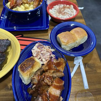 Southside BBQ Co - Lobster mac, potato salad, rolls, wagyu brisket - Barbeque Near Me - Montebello, California Southside BBQ Co - Lobster mac, potato salad, rolls, wagyu brisket - Barbeque Near Me - Montebello, California