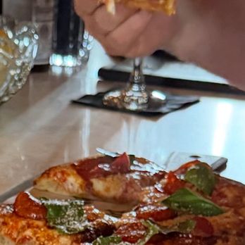 Mathers Social Gathering - Pepperoni flat bread - Cocktail Bars Near Me - Orlando, Florida Mathers Social Gathering - Pepperoni flat bread - Cocktail Bars Near Me - Orlando, Florida