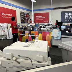 Staples - Unresponsive employees