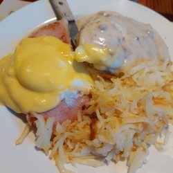 Pine Street Cafe - Divorced eggs benedict