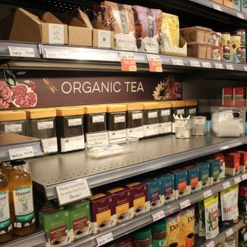 MOM's Organic Market - shelves of organic products - Grocery Near Me - Paramus, New Jersey MOM's Organic Market - shelves of organic products - Grocery Near Me - Paramus, New Jersey