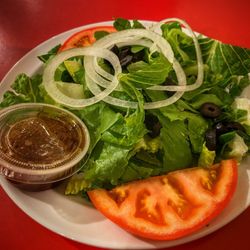 Rizzotto's Pizzeria - Side salad w/Italian Dressing