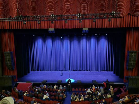 The Chicago Theatre by null