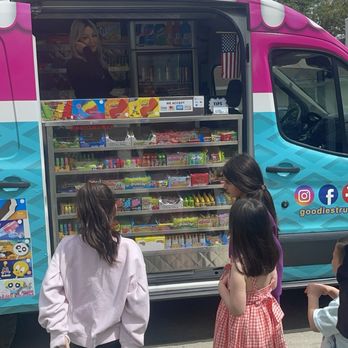 Goodies Truck - Ice Cream & Frozen Yogurt Near Me Goodies Truck - Ice Cream & Frozen Yogurt Near Me
