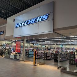 SKECHERS Factory Outlet - Storefront