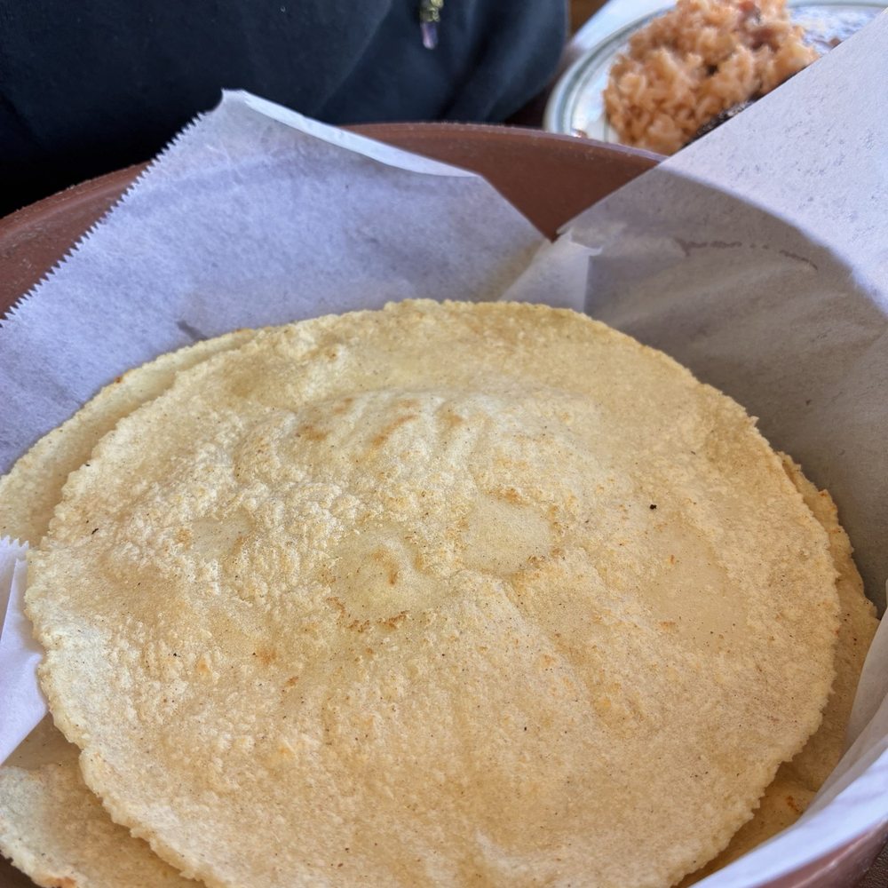 La Pasadita Oaxaqueña - Fresh corn tortillas - Mexican Near Me - Guadalupe, California La Pasadita Oaxaqueña - Fresh corn tortillas - Mexican Near Me - Guadalupe, California