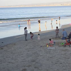 Monterey Muncipal Beach - Relaxing on beach