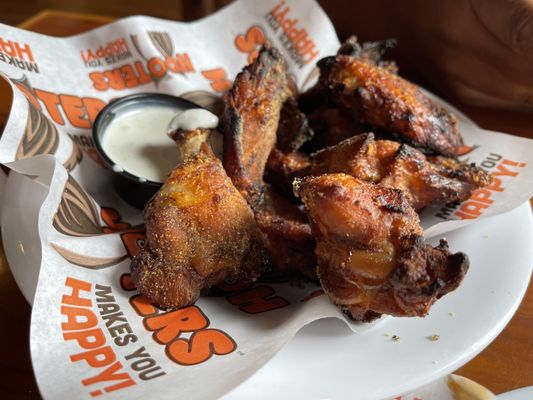 Hooters of Fresh Meadows by null