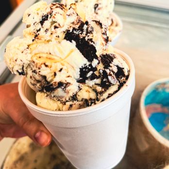 Dairy Depot - Ice Cream & Frozen Yogurt Near Me - Oregon, Ohio