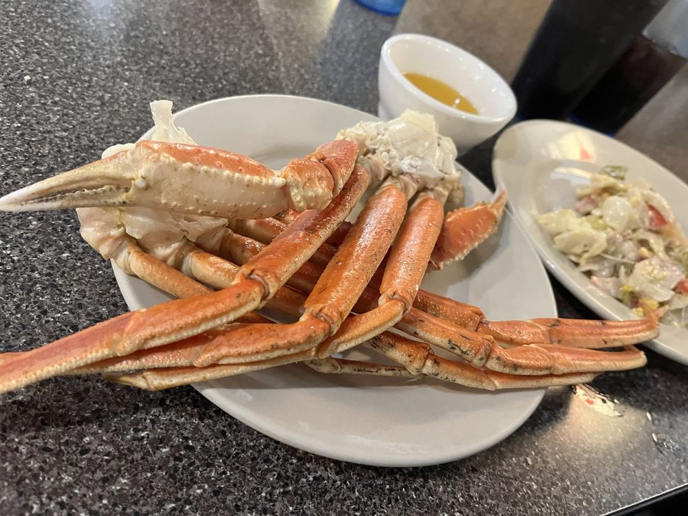 Dixie Truckers Home Logo