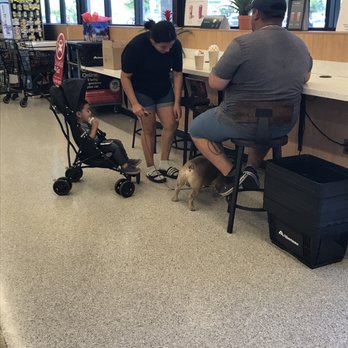 Albertsons - Dog in Albertsons store on Chapman in Orange CA. - Grocery Near Me - Orange, California Albertsons - Dog in Albertsons store on Chapman in Orange CA. - Grocery Near Me - Orange, California