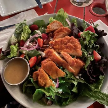 Down the Street - Summer Salad with chicken - Sports Bars Near Me - Houston, Texas Down the Street - Summer Salad with chicken - Sports Bars Near Me - Houston, Texas