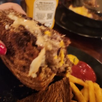Main & Mill Brewing Company - Yummy gooeyness inside of my Smash Melt. - Breweries Near Me - Festus, Missouri Main & Mill Brewing Company - Yummy gooeyness inside of my Smash Melt. - Breweries Near Me - Festus, Missouri