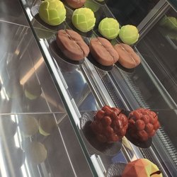 Jonquils Cafe & Bakery