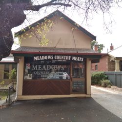 Meadows Bakery - Outside
