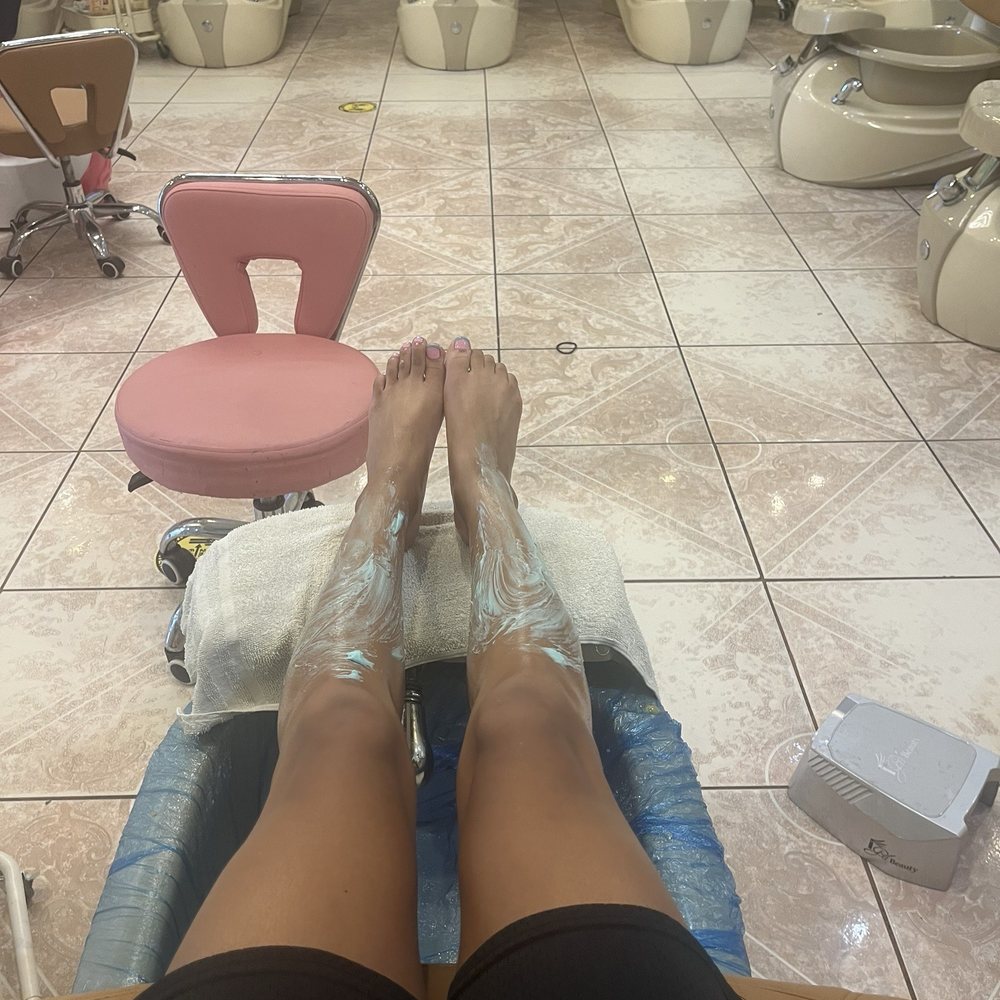 Glamour Nails & Spa - Pedicure & shellac - Nail Salons Near Me - Midland, Texas
