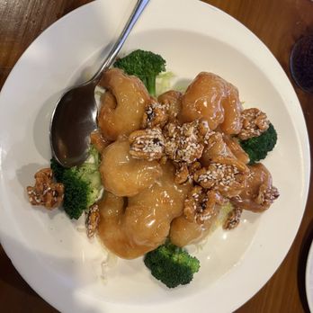 Dao Authentic Asian Cuisine - Walnut Shrimp - Chinese Near Me - Corpus Christi, Texas