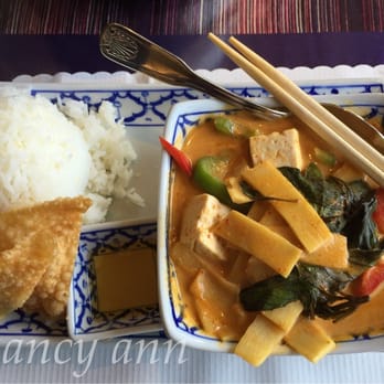 President Thai - Red curry with tofu - Thai Near Me - Pasadena, California President Thai - Red curry with tofu - Thai Near Me - Pasadena, California