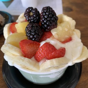 Passion Pie Cafe - Granola, vanilla yogurt and fruit bowl. - Cafes Near Me - Truth or Consequences, New Mexico Passion Pie Cafe - Granola, vanilla yogurt and fruit bowl. - Cafes Near Me - Truth or Consequences, New Mexico