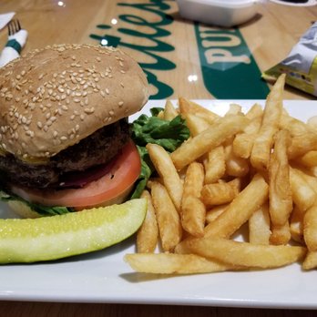 Scotties Pub - A good jalepeno burger. A bit light on the chili and cheese. But tasty. - Sports Bars Near Me - Fall River, Massachusetts