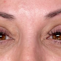 Velvet Lash Studio - Hybrid Lash Set by Marci . Mix of Angel lashes and Volume.