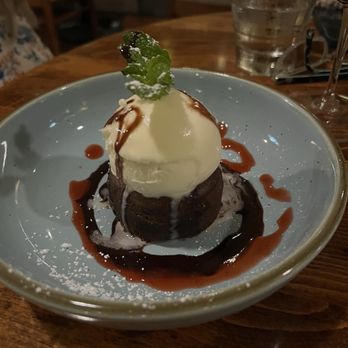 Matteo's Osteria - No flower chocolate cake - Italian Near Me - Wailea, Hawaii Matteo's Osteria - No flower chocolate cake - Italian Near Me - Wailea, Hawaii