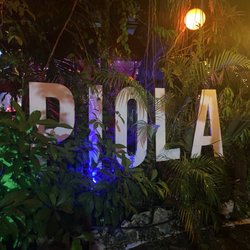 Piola - Front