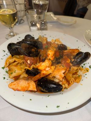 Crabtree's Restaurant by null